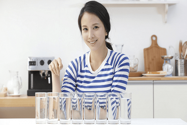 Học người Nhật uống nước để tránh xa ung thư và tiểu đường